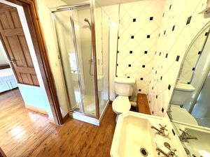 Photo 7- click for photo gallery